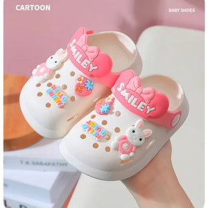 Chinelos de Bebê Sandálias Mules Respiráveis para Meninos e Meninas com Sola Macia para Atividades Internas e Externas e Design Antiderrapante