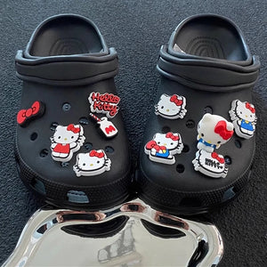 10pcs/Conjunto Charms de Sandálias DIY Laço Hello Kitty Doces e Fofos Cartoon PVC Acessórios para Calçados de Jardim Fivela Presentes de Festa