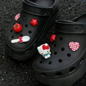 Doce e Legal Conjunto Hello Kitty DIY Charms para Sapatos Acessórios de Jardim Vermelho Tomate Fivela para Tamancos Sandálias Decoração Presentes de Festa