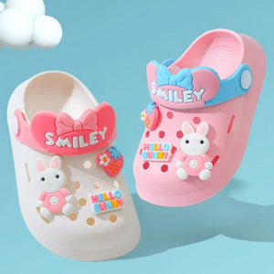 Chinelos de Bebê Sandálias Mules Respiráveis para Meninos e Meninas com Sola Macia para Atividades Internas e Externas e Design Antiderrapante