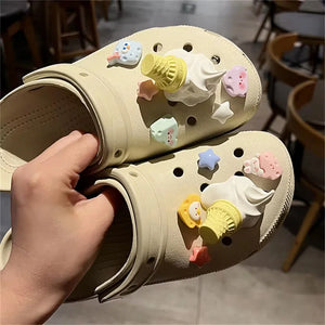 2024 Charms de Sorvete Engraçados para Decoração de Sapatos Clog, Acessório Destacável para Clog DIY, Decoração Criativa para Calçados de Verão