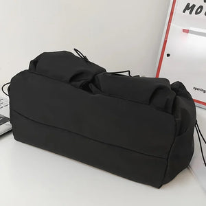 Bolsa Transversal Fashion com Detalhe de Corda - Espaçosa e com Fecho de Zíper Seguro - Inclui Charme Estiloso para Bolsa