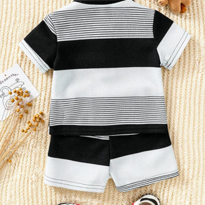 Conjunto de Verão para Crianças: Camiseta Curta Listrada com Estampa de Urso de Pelúcia e Calças Curtas para Meninos, Conjunto Casual Esportivo de Duas Peças
