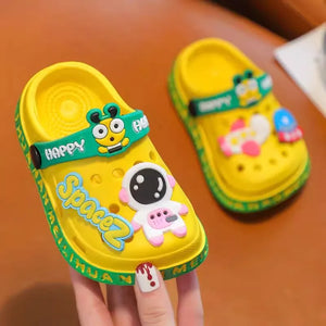 Sapatos  Crianças  Sandálias de Bebê de Cartoon com Solado Macio – Sandálias Infantis Ultra-Leves e Antiderrapantes com Ponta Fechada para Meninos e Meninas na Praia