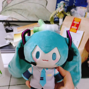 ***QUENTE Boneca de Pelúcia Fufu Hatsune Miku Fuwafuwa Anime Kawaii Fofa Legal Brinquedos Bonecas Pelúcia Decoração de Quarto Carro Mesa Presente de Aniversário para Fã