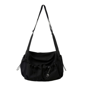 Bolsa Transversal Fashion com Detalhe de Corda - Espaçosa e com Fecho de Zíper Seguro - Inclui Charme Estiloso para Bolsa