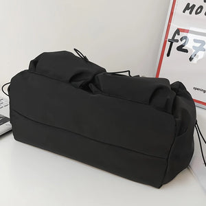 Bolsa Transversal Fashion com Detalhe de Corda - Espaçosa e com Fecho de Zíper Seguro - Inclui Charme Estiloso para Bolsa