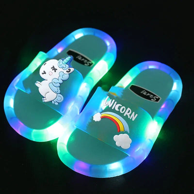 Chinelos para Crianças Meninos Meninas Chinelos de Animais de Desenho Animado Unicórnio Impressões Sapatos Iluminados Moda Sapatos Fofos Banheiro Chinelos para Crianças Pequenos