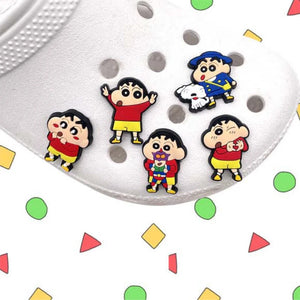 10/21Pcs Miniso Kawaii Anime Crayon Shin-Chan Fivelas para Sapatos Acessórios para Tamancos Charms de Sapatos de Desenhos Animados para Festa Presentes de Natal